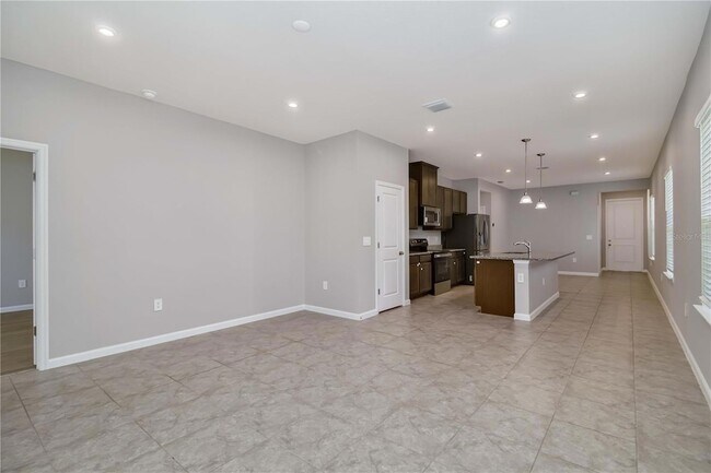 Building Photo - 4525 Pippin Ln