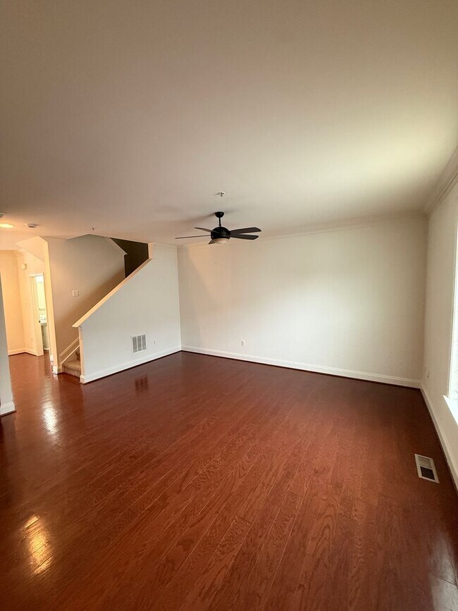 Building Photo - Spacious 4-Bedroom Townhome with Garage in Prime Columbia/Elkridge Location- PENDING APPLICANT