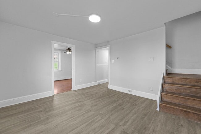 Building Photo - 520 Lincoln Ave