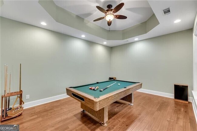 Building Photo - 5861 Yoshino Cherry Ln NE