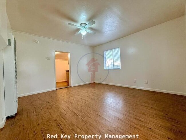 Building Photo - 128 S 100 W
