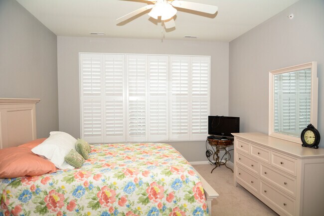 Building Photo - 13540 Yellow Pine Dr