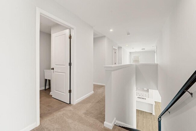 Building Photo - 1341 Jordan Brook Dr