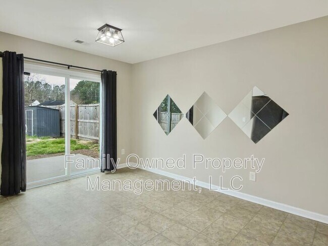 Building Photo - 351 Salkahatchie St