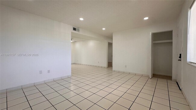 Building Photo - 8401 SW 107th Ave
