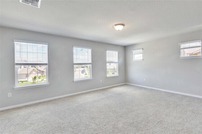 Building Photo - 13923 Macquarie Dr