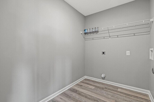 Building Photo - 233 Jared Parker Wy