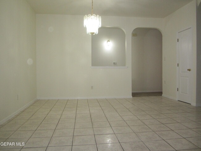 Building Photo - 12521 Tierra Serena Dr