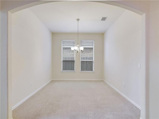 Building Photo - 500 Cardenas Ln