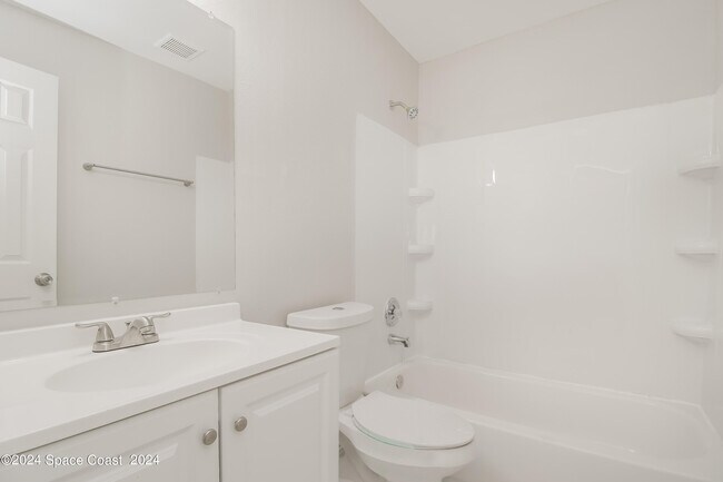 Building Photo - 6290 Arbor Ave