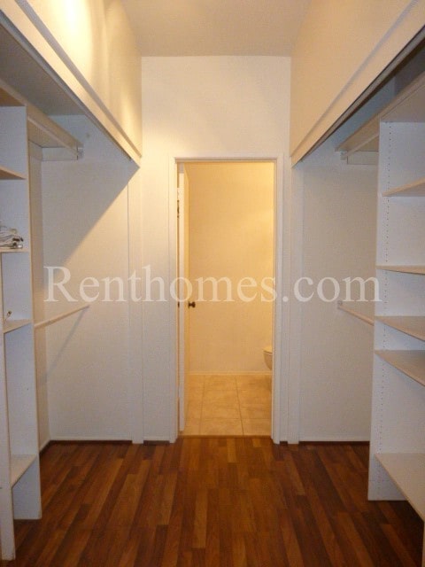 Building Photo - Mission Valley, 2220 Camino De La Reina #213 - Great Location Close to All!