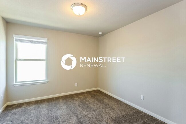 Building Photo - 4 Bedroom Pet-Friendly Home in San Antonio, TX with Main Street Renewal
