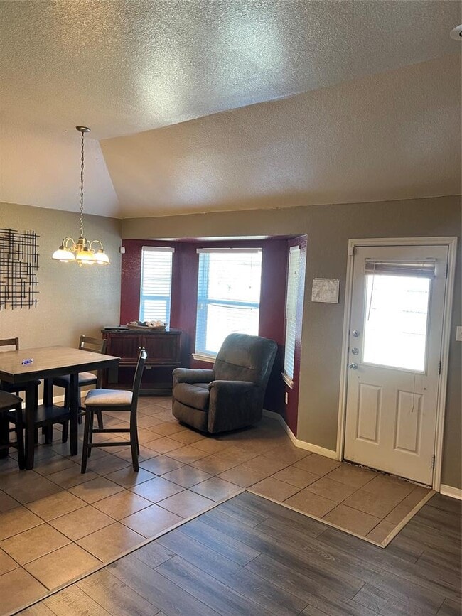 Building Photo - 1213 Trailboss Dr