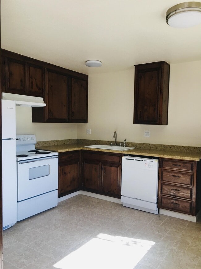 Building Photo - 209 Wright Ln