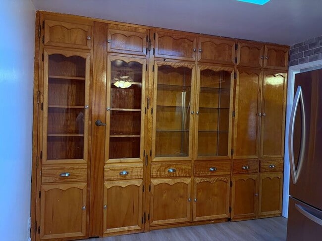 Building Photo - 1309 S Ralston Ave