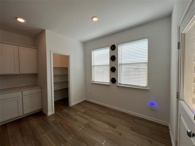 Building Photo - 2557 Goodrich Rd