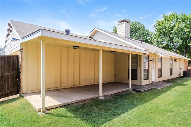 Building Photo - 934 Sanders Dr