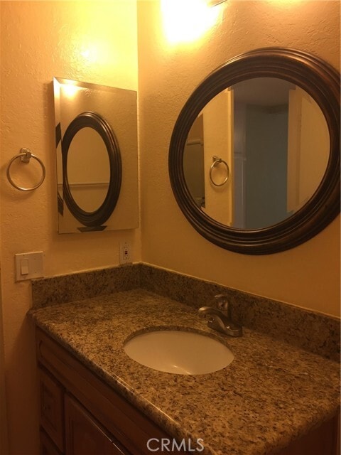 Building Photo - 1817 Cam Viejo