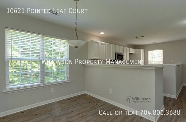 Building Photo - 10621 Pointed Leaf Ct