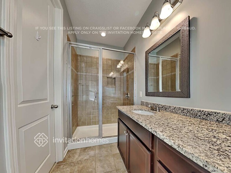 Building Photo - 10318 Blackstone Drive