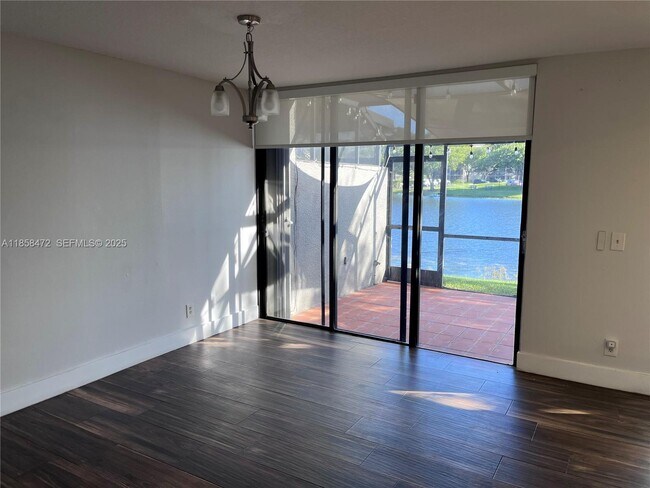 Building Photo - 11246 NW 14th Ct