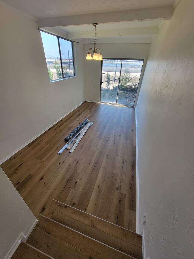 Building Photo - 13530 Leadwell St