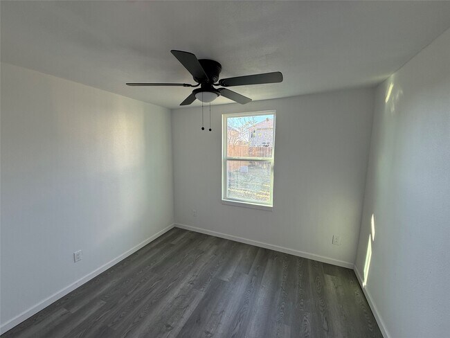 Building Photo - 4807 Maurita Dr