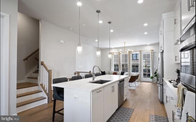 Building Photo - 22143 Penelope Heights Terrace