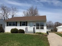 Building Photo - 323 Shepley Dr