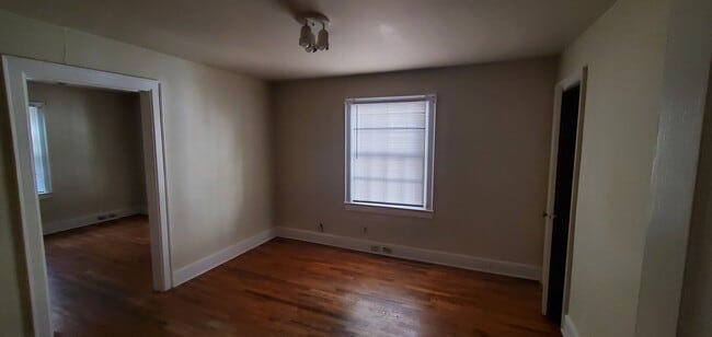 Building Photo - 1028 Willowbrook Dr