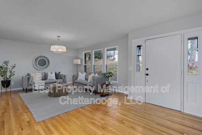 Building Photo - 1313 Timbercrest Ln
