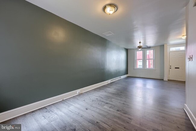 Building Photo - 464 Lafayette St