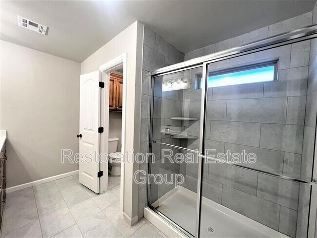 Building Photo - 500 NW 176th St