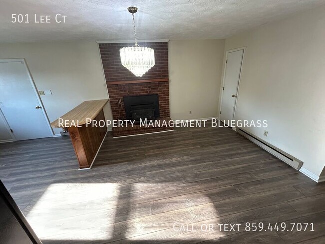 Building Photo - 501 Lee Ct
