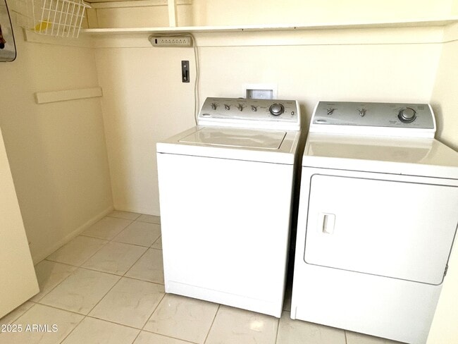 Building Photo - 25835 S Greencastle Dr