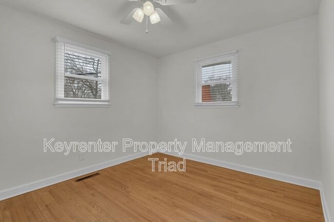 Building Photo - 1501 Quail Dr