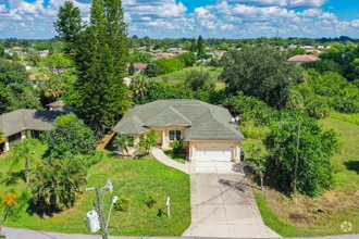 Building Photo - 12080 Ronda Ln