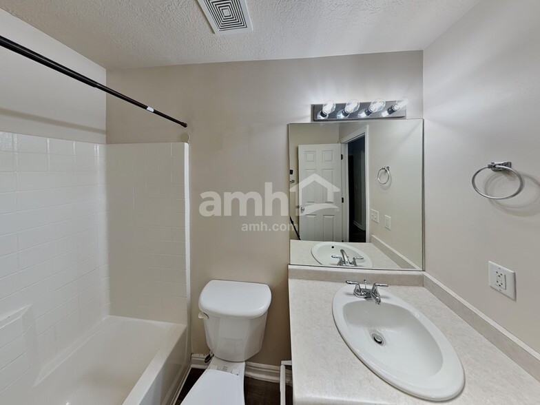 Building Photo - 3259 S Calkary Cir