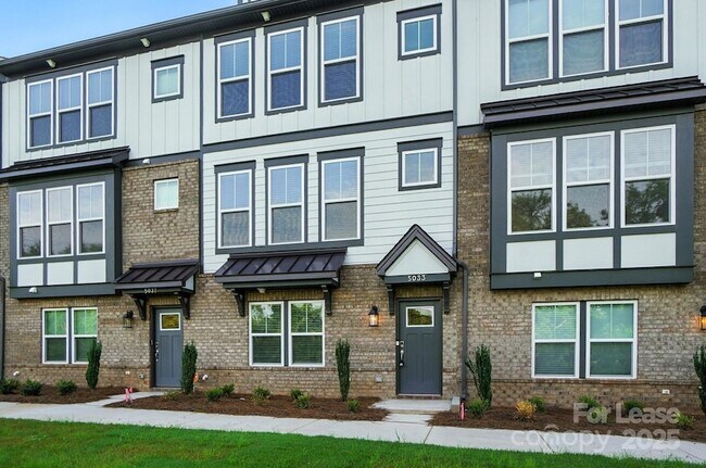 Building Photo - 5033 Westmead Ln