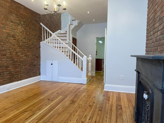 Building Photo - 60 Astor Pl