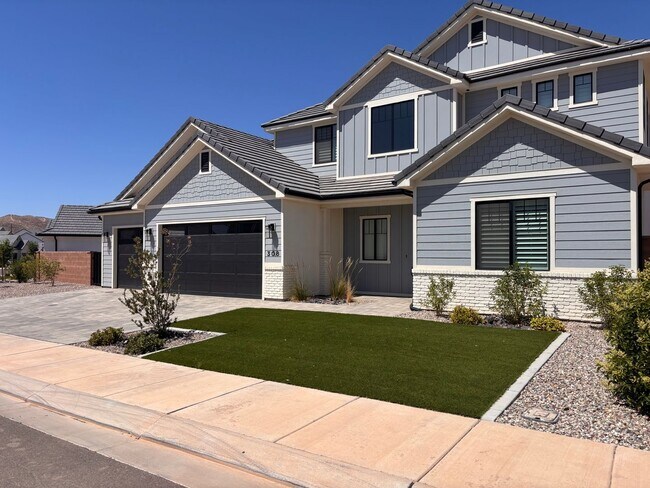 Building Photo - Beautiful 5 bed | 4 Bath | 3 Car Garage