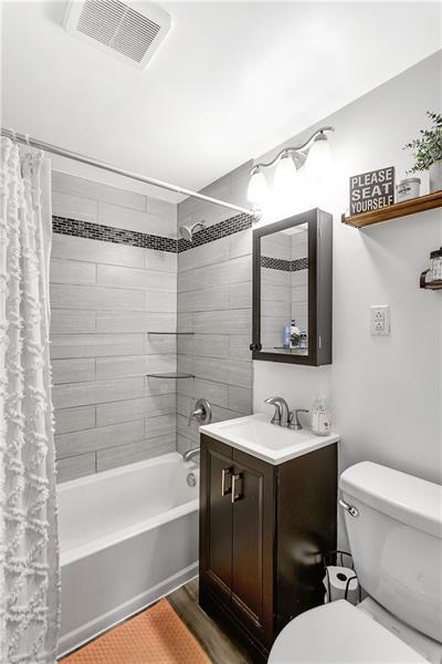 Building Photo - 2412 Cathedral Dr