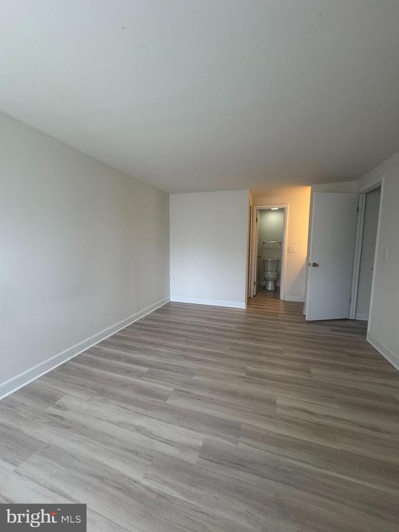 Building Photo - 18001 Chalet Dr