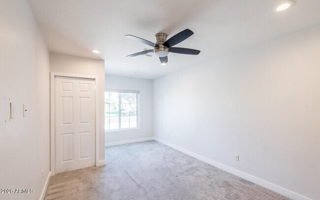 Building Photo - 6929 E Mariposa Dr