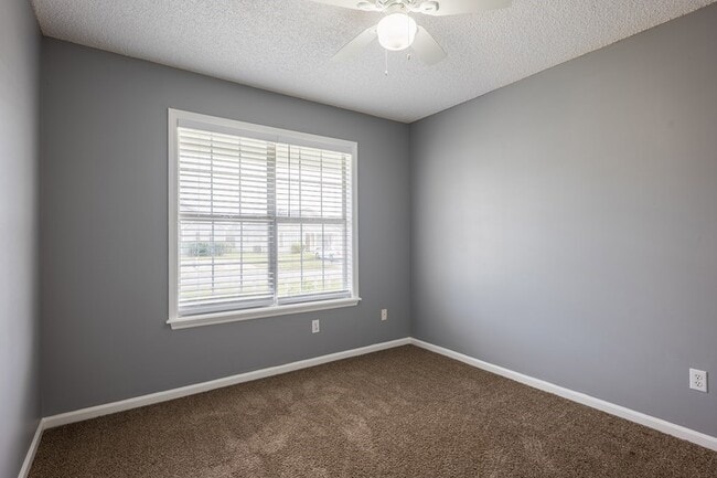 Building Photo - 4123 Sedgwyck Ln