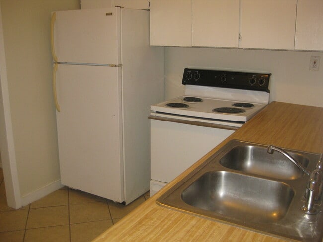 Building Photo - Great 2 bedroom Home in Fort Walton Beach