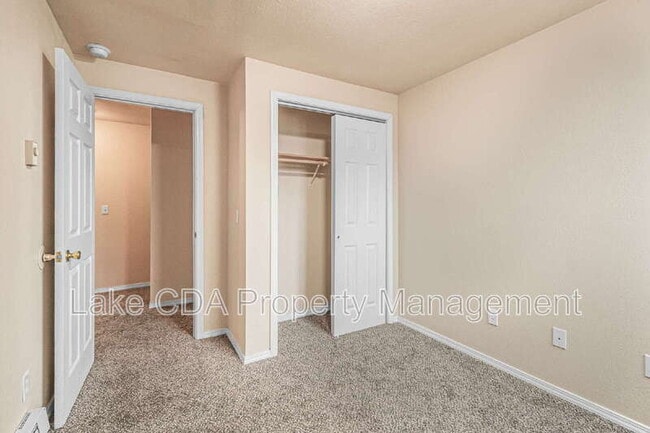 Building Photo - 1411 E Lunceford Ln