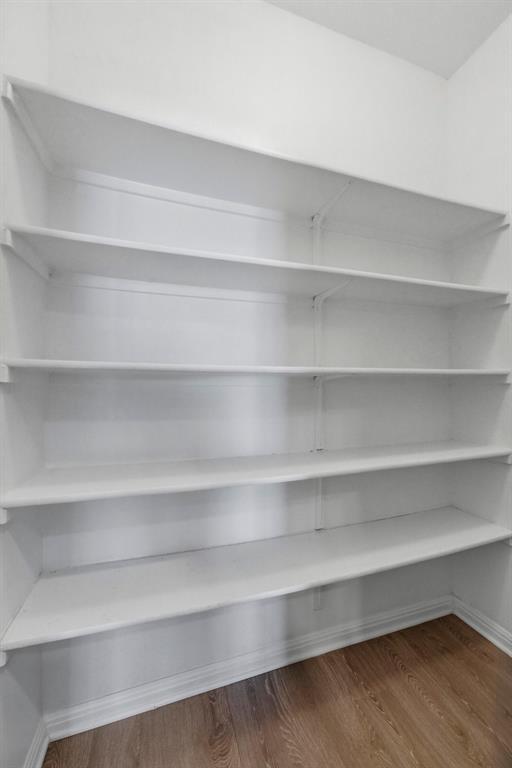 Building Photo - 516 E Slaughter Ln