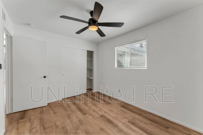 Building Photo - 2810 N Roberta Dr
