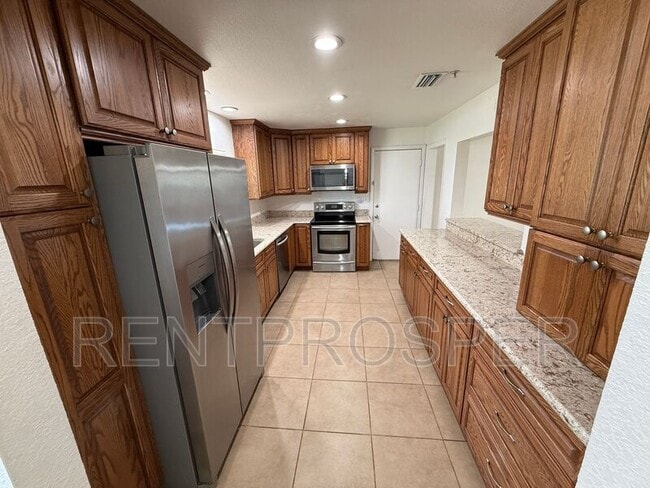 Building Photo - 8340 Le Mesa St